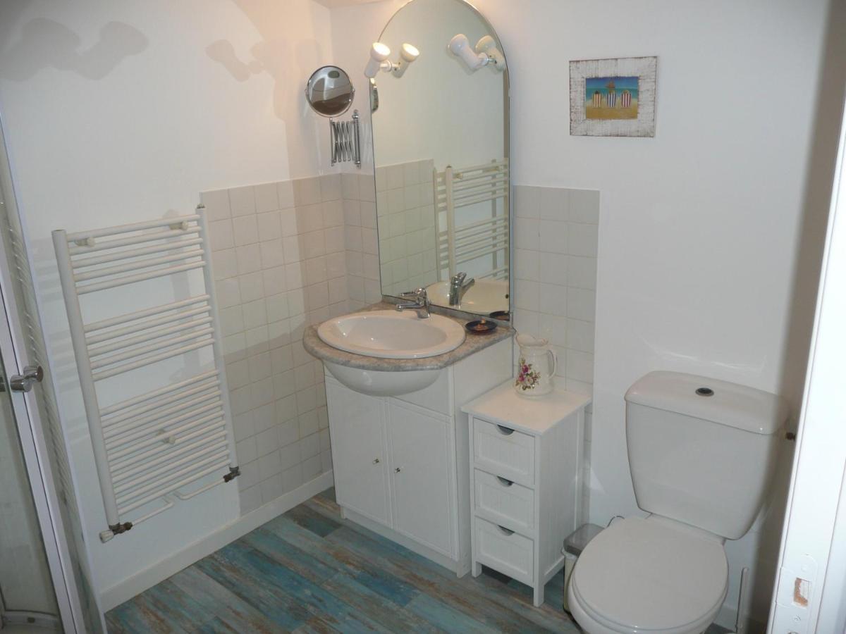 Maison Blanc Bed & Breakfast Gibourne Luaran gambar