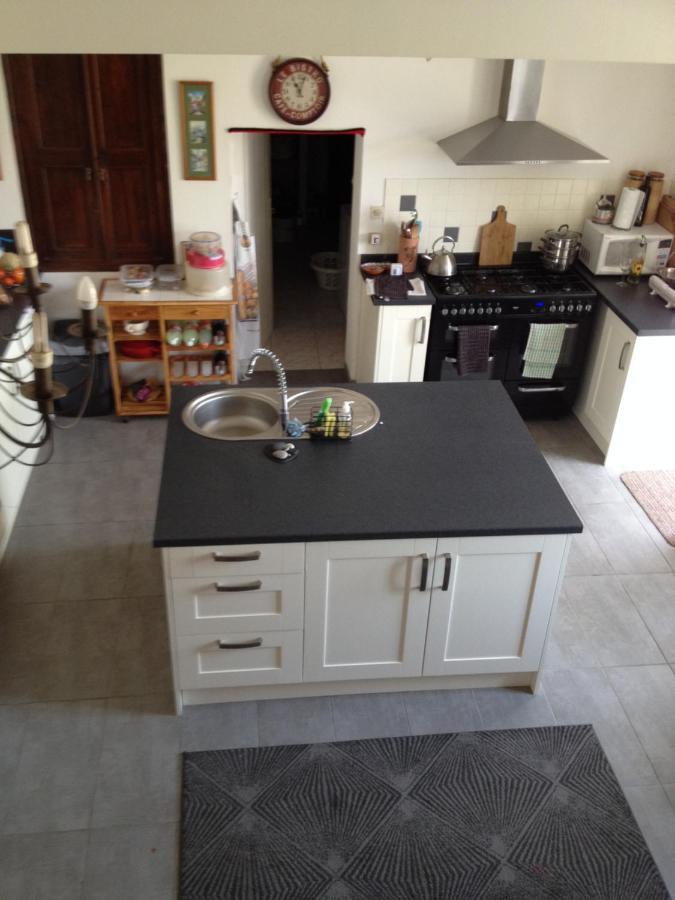 Maison Blanc Bed & Breakfast Gibourne Luaran gambar