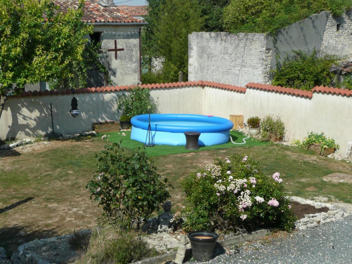 Maison Blanc Bed & Breakfast Gibourne Luaran gambar